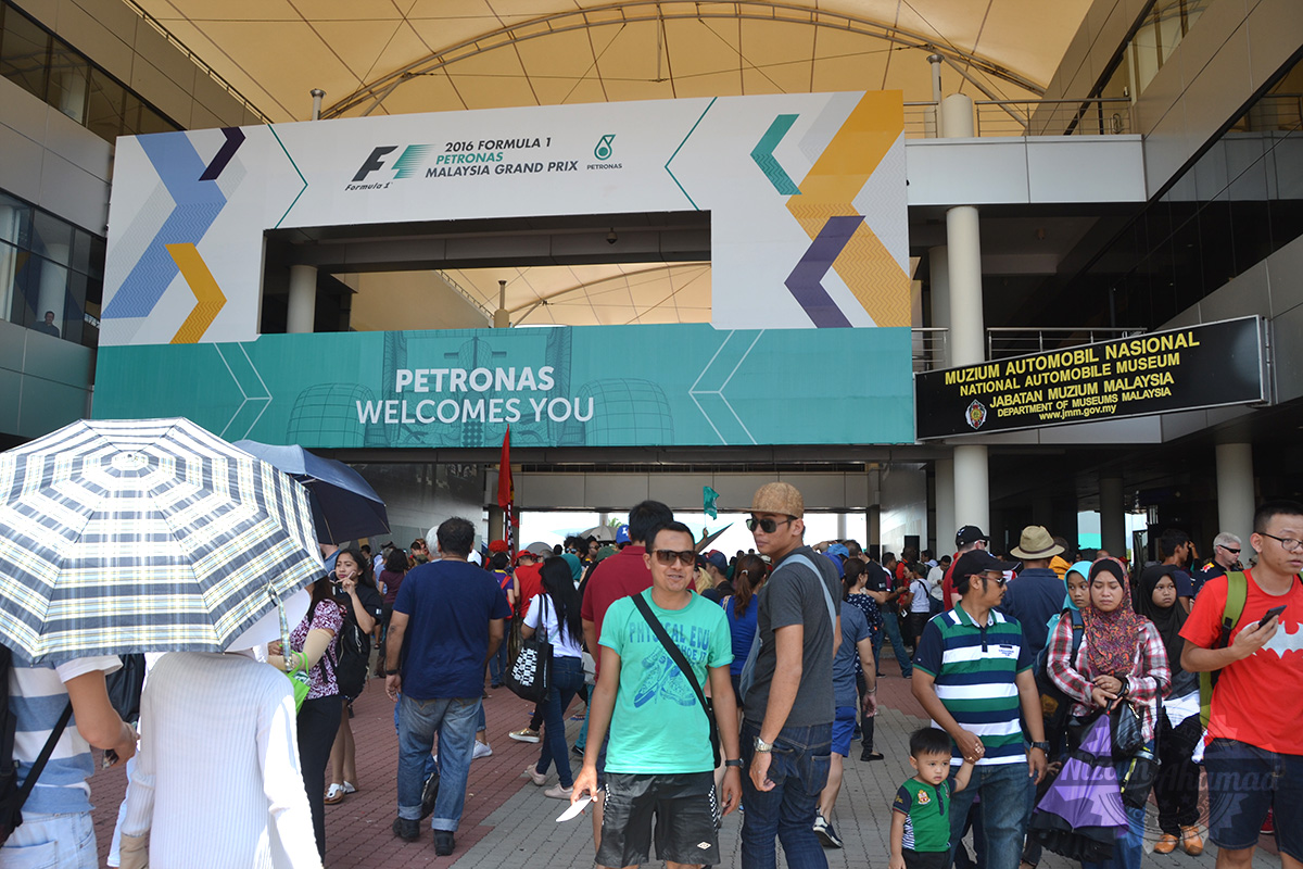 2016-F1-Sepang-0156