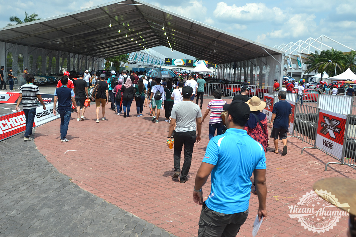 2016-F1-Sepang-0168